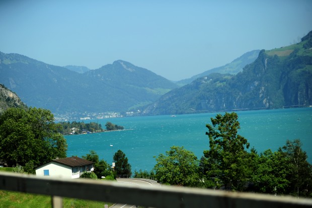 lake_lucerne_1.jpg